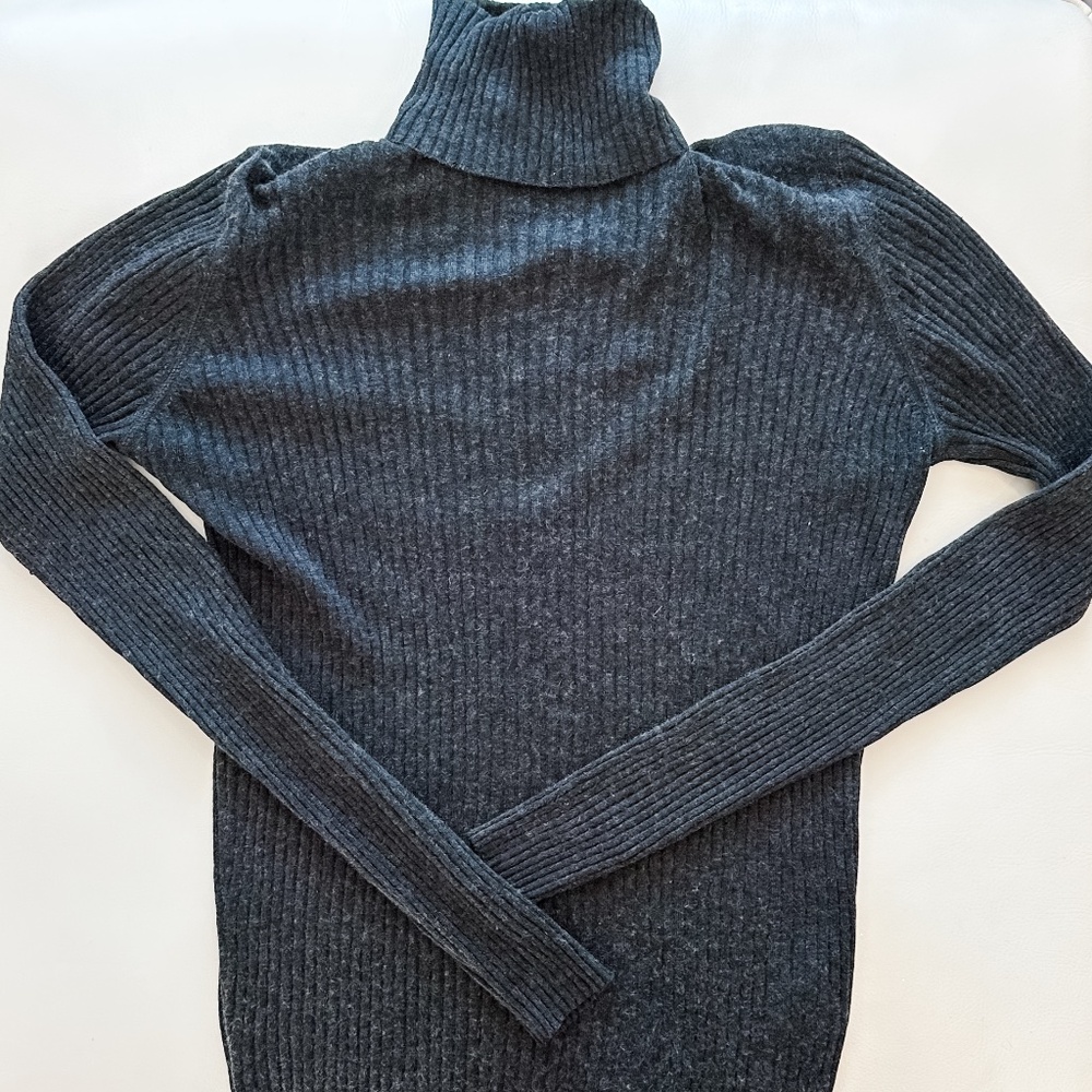 ✨ Burberry Ribbed Turtleneck Sweater ✨ Silk Wool Cashmere Blend | Size Large